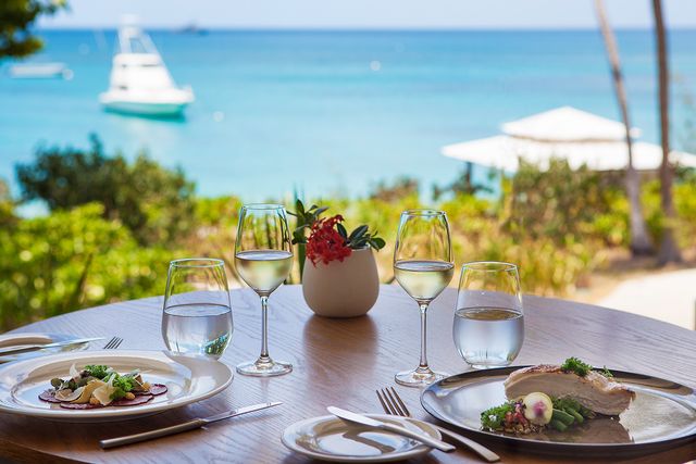 Salt Water Restaurant at Lizard Island Resort