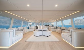 Kutsunga yacht charter Sunreef Yachts Motor/Sailer Yacht