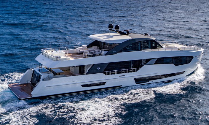 Ocean Alexander superyacht O MIMI joins Bahamas yacht charter fleet