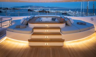 O'Pari yacht charter Golden Yachts Motor Yacht