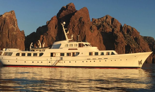 Outstanding Offer: 2 weeks for the price of 1 for June Mediterranean yacht charters aboard SECRET LIFE